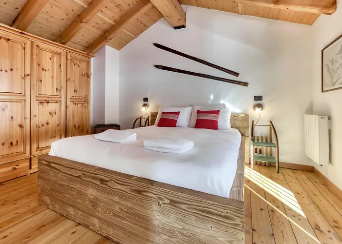 La Chouette - Intimate 2 Bedroom Demi-chalet Ideally Located شاليه *